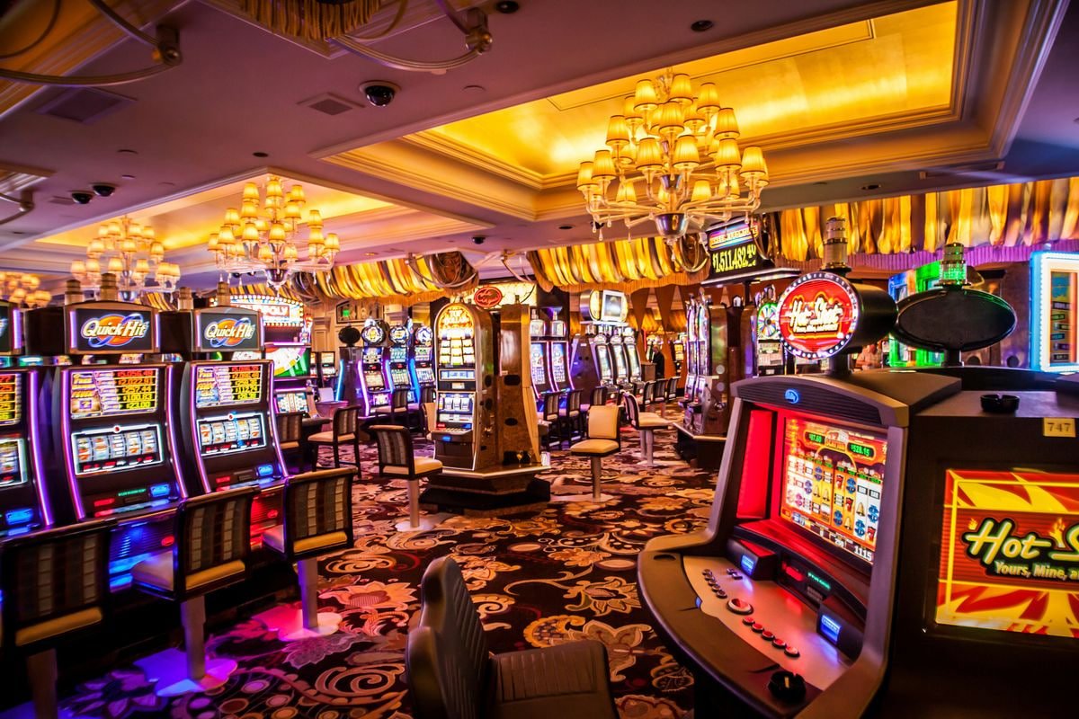 Online Casino လောင်းကစားပွဲ Live Dealer Table